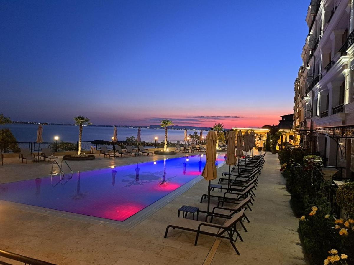 Onyx 2 Private Beach Apartment Sveti Vlas Eksteriør billede