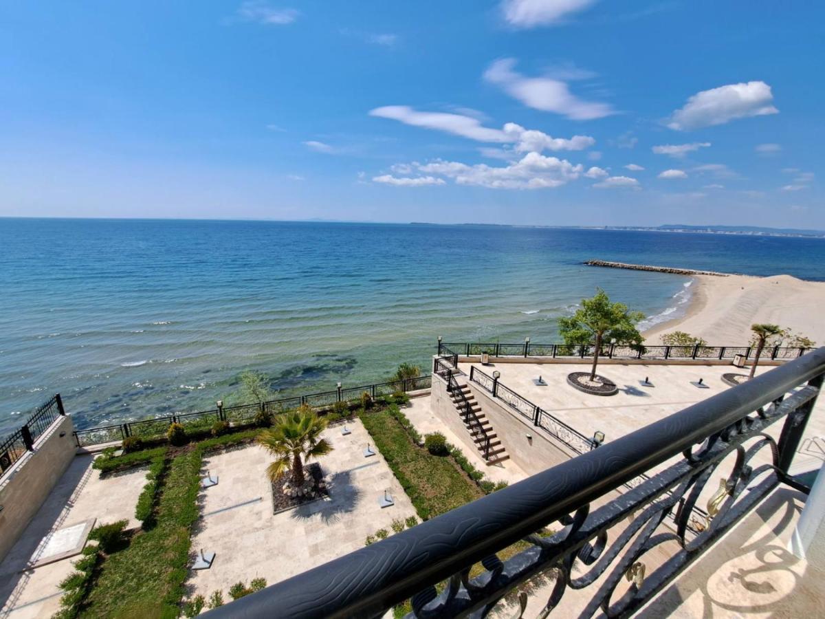 Onyx 2 Private Beach Apartment Sveti Vlas Eksteriør billede