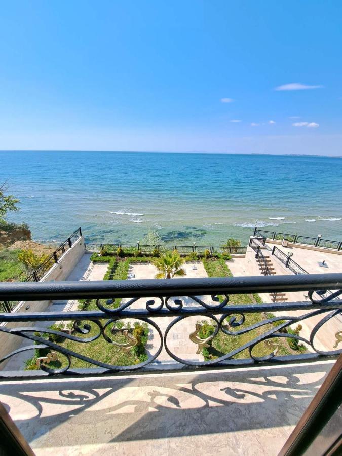 Onyx 2 Private Beach Apartment Sveti Vlas Eksteriør billede