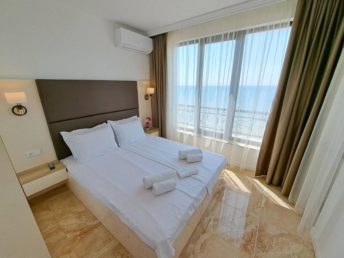 Onyx 2 Private Beach Apartment Sveti Vlas Eksteriør billede