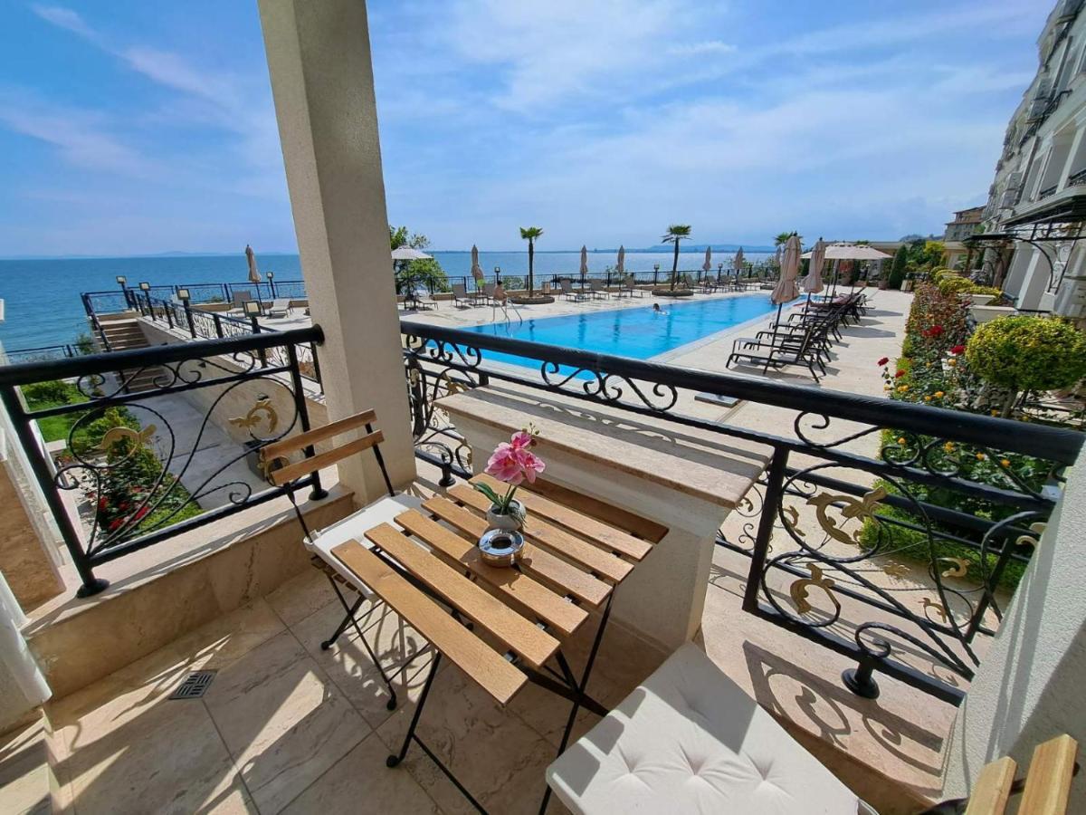 Onyx 2 Private Beach Apartment Sveti Vlas Eksteriør billede
