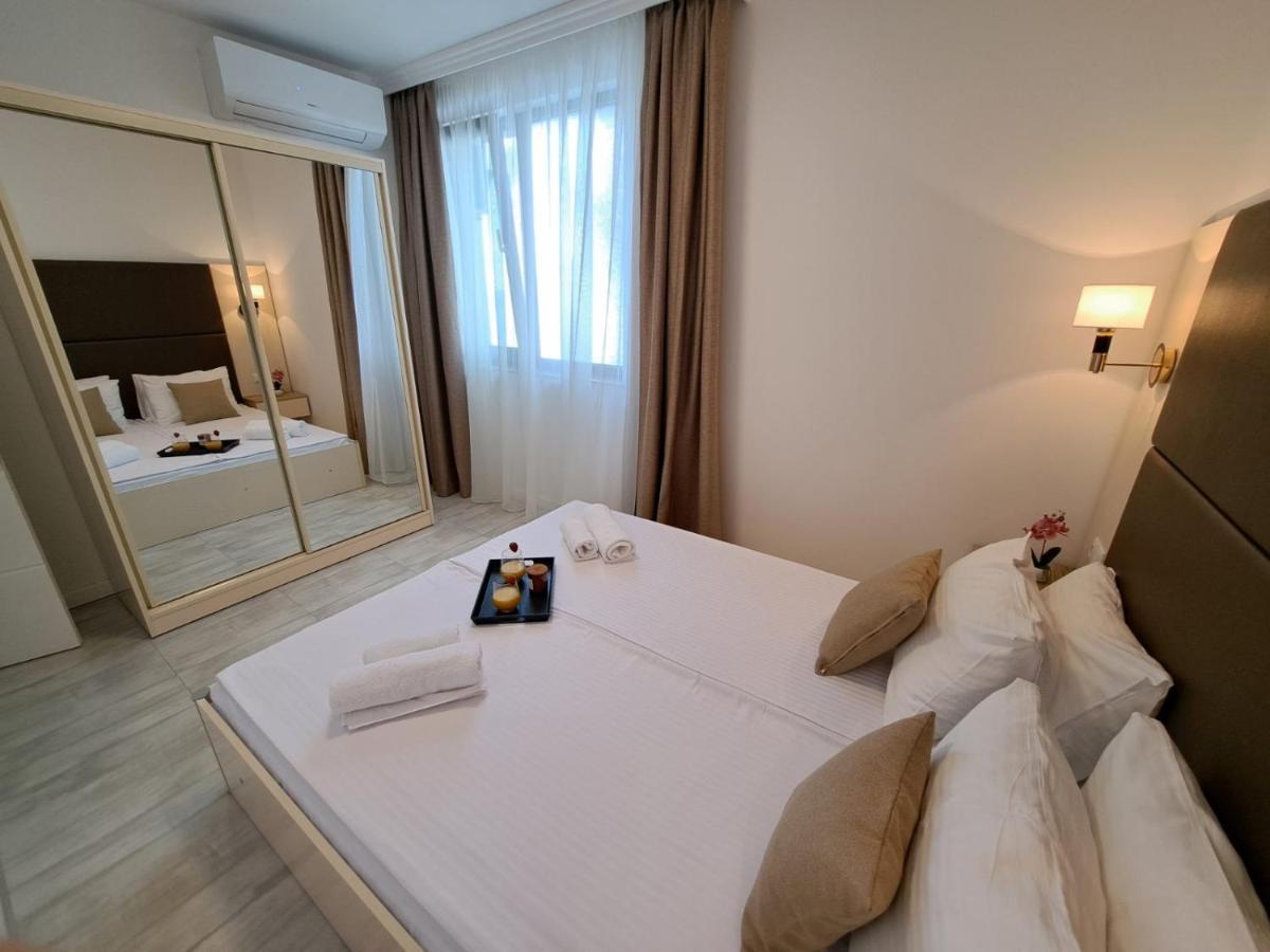 Onyx 2 Private Beach Apartment Sveti Vlas Eksteriør billede